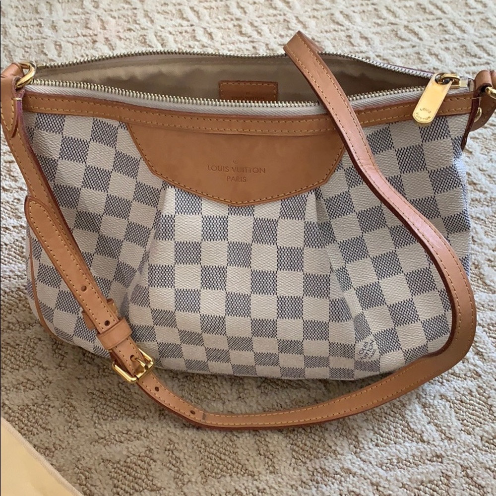 LouisVuitton Handbag